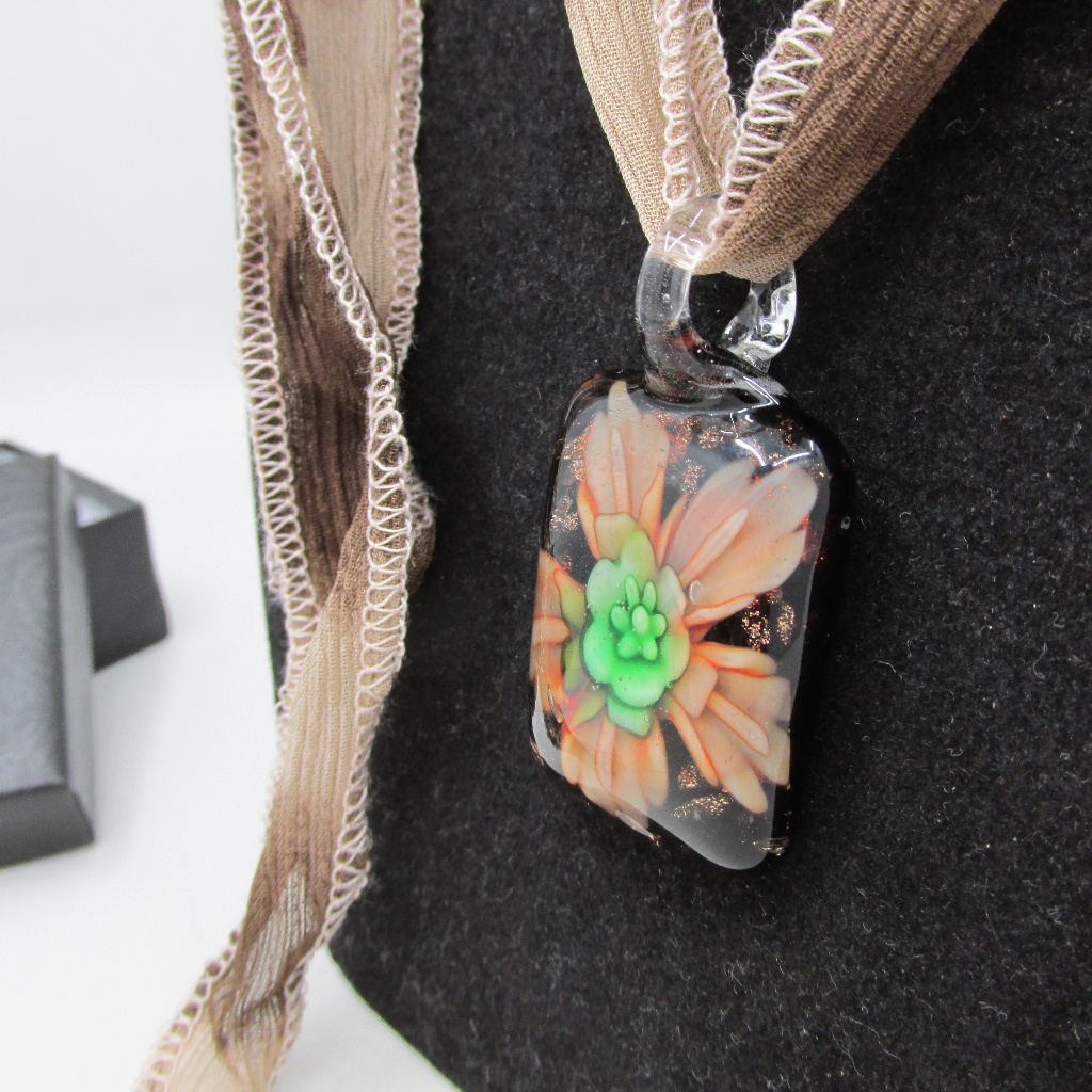 Murano Glass Floral Necklace 10$